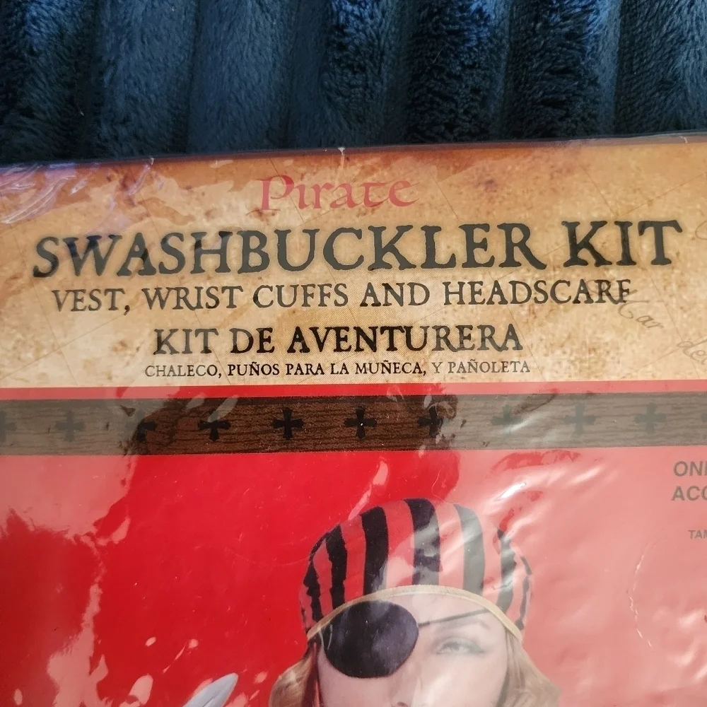 NWT Pirate Swashbuckler Kit - Vest, Wrist Cuffs, Headscarf Adult One Size OS New